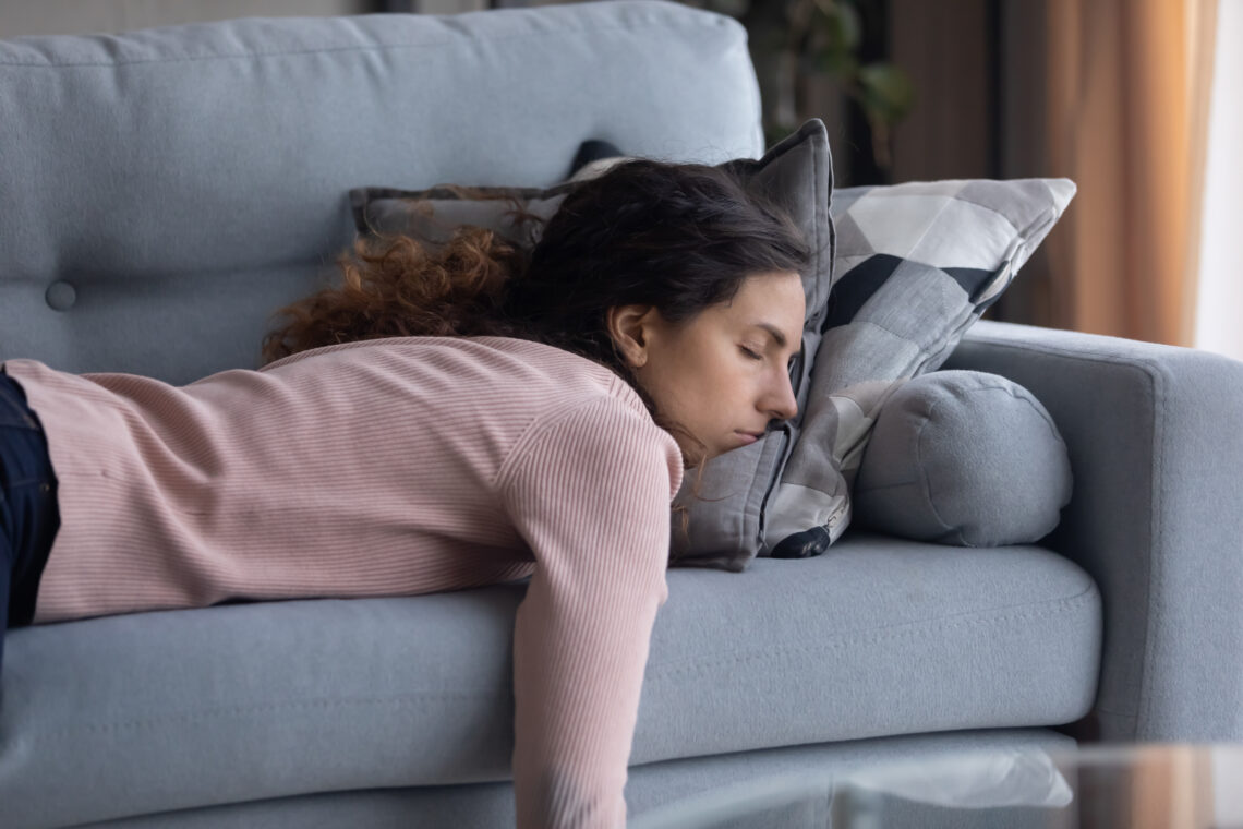 fatigue woman morning sleep
